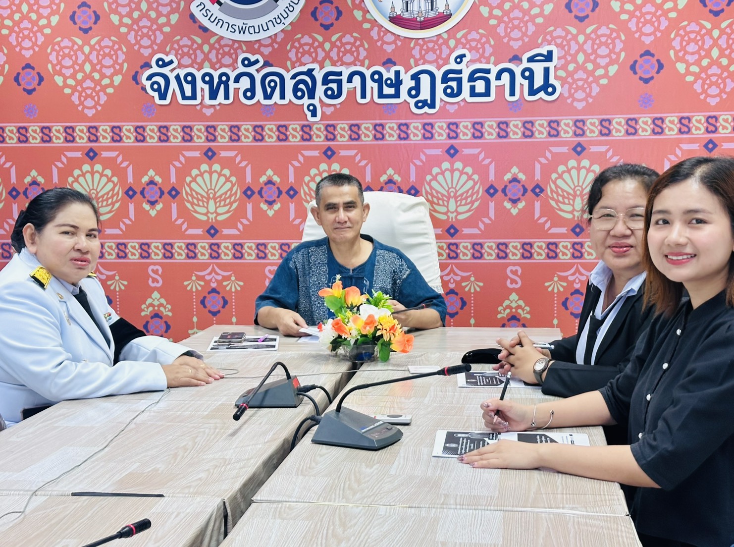 พช.สุราษฎร์ธานี เร่งยกระดับประสิทธิภาพการปฏิบัติราชการ ร่วมประชุมติดตามผลการดำเนินงานตามมาตรการปรับปรุงประสิทธิภาพในการปฏิบัติราชการ และตัวชี้วัดการประเมินผลการปฏิบัติราชการ ประจำปีงบประมาณ พ.ศ. 2569 ครั้งที่ 2/2569
