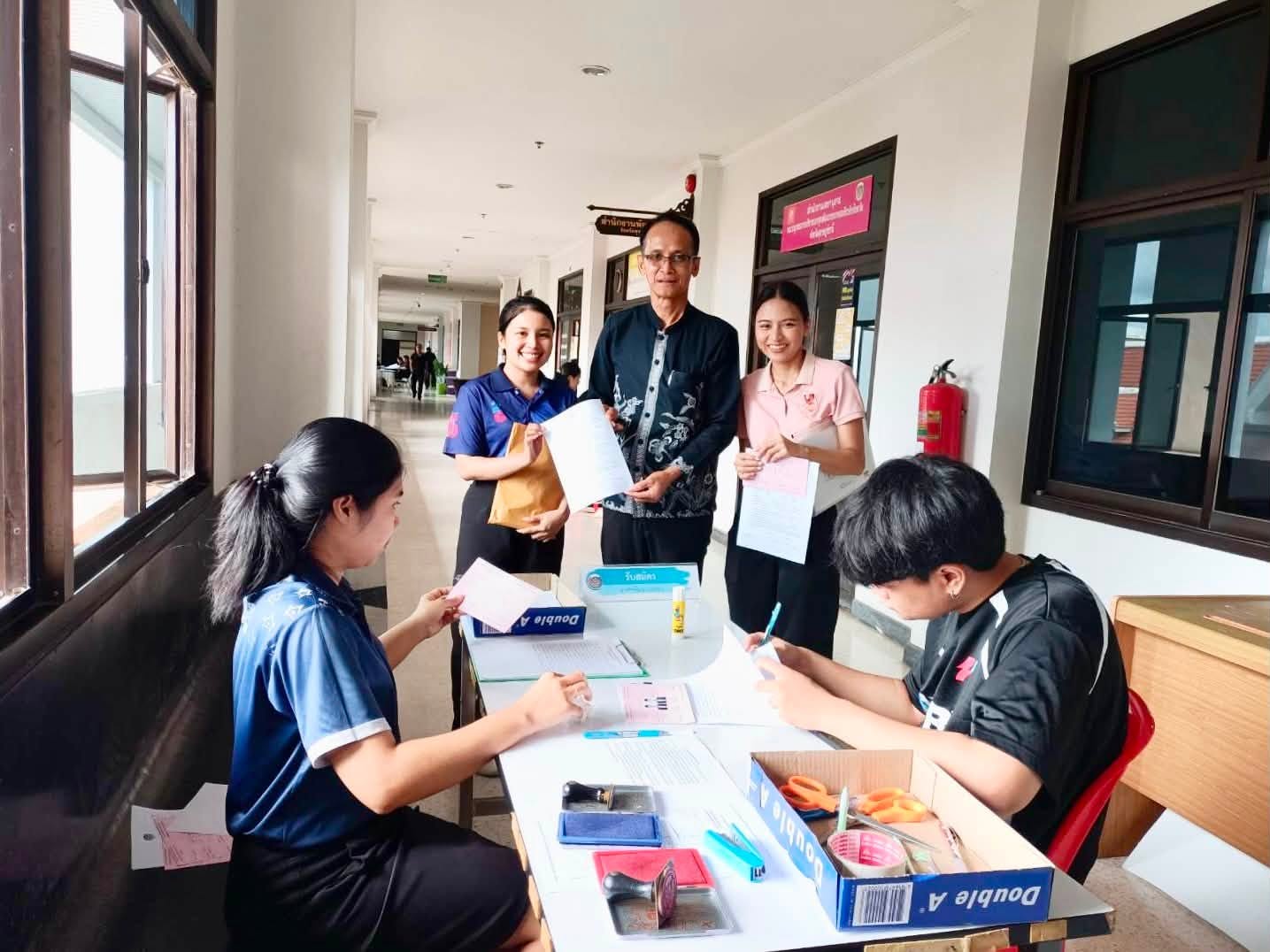 พช.สุราษฎร์ธานี เปิดรับสมัคร “อาสาพัฒนา รุ่นที่ 78” วันที่สองคึกคัก ผู้สนใจสมัครต่อเนื่อง!