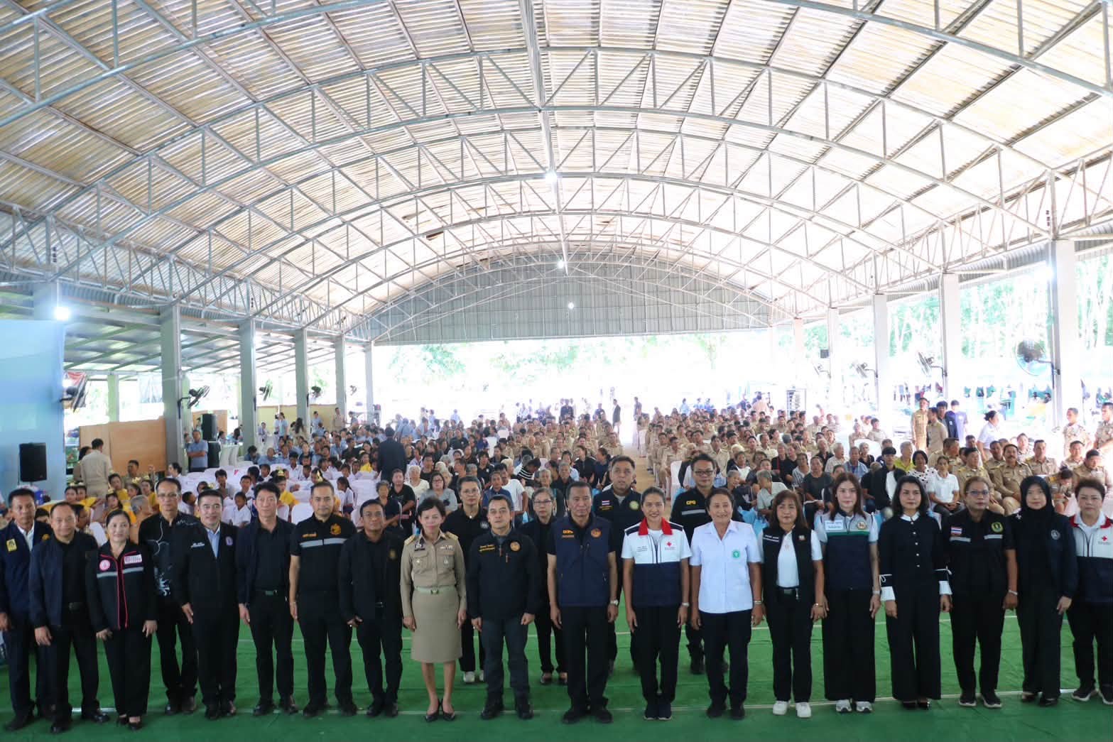 พช.สุราษฎร์ธานี ร่วมโครงการ “หน่วยบำบัดทุกข์ บำรุงสุข สร้างรอยยิ้มให้ประชาชน” พร้อมขับเคลื่อนกิจกรรม “ผู้ว่าราชการจังหวัดสุราษฎร์ธานีสัญจร” รับฟังปัญหาพื้นที่อำเภอคีรีรัฐนิคม
