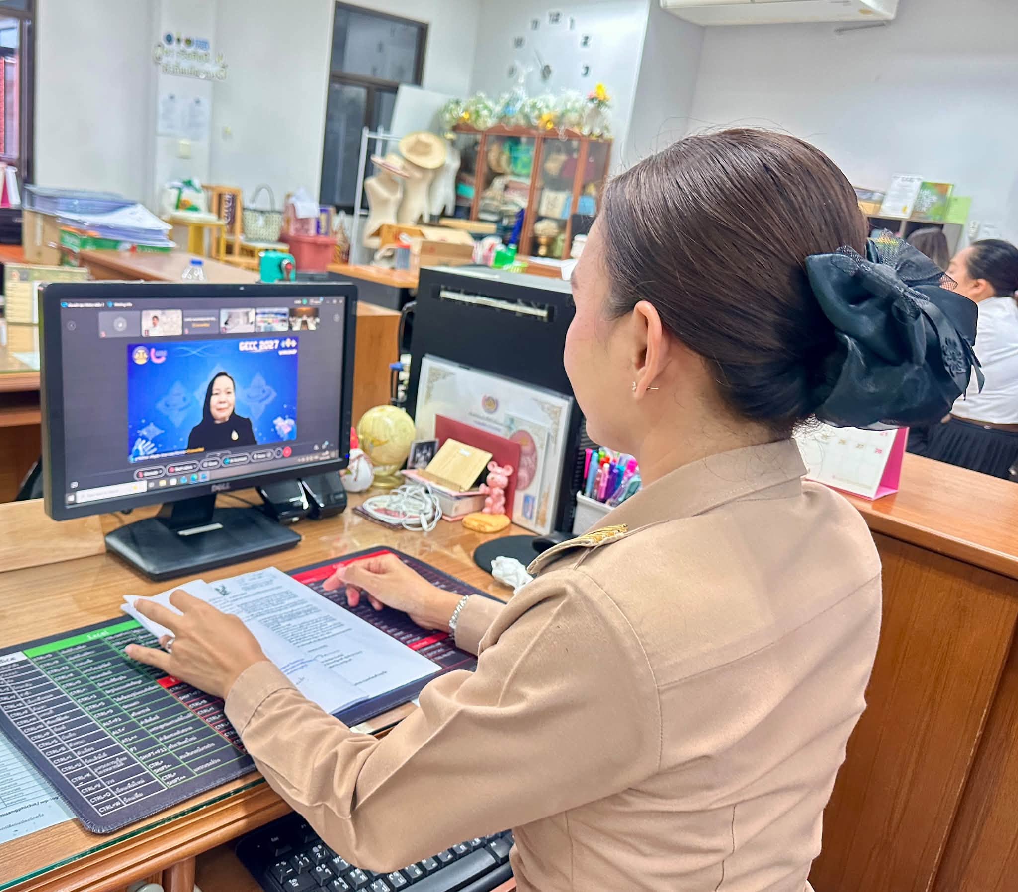 พช.สุราษฎร์ธานี ร่วมประชุมขับเคลื่อนมาตรฐาน GECC ปี 2570 มุ่งยกระดับบริการภาครัฐ สร้างความประทับใจแก่ประชาชน